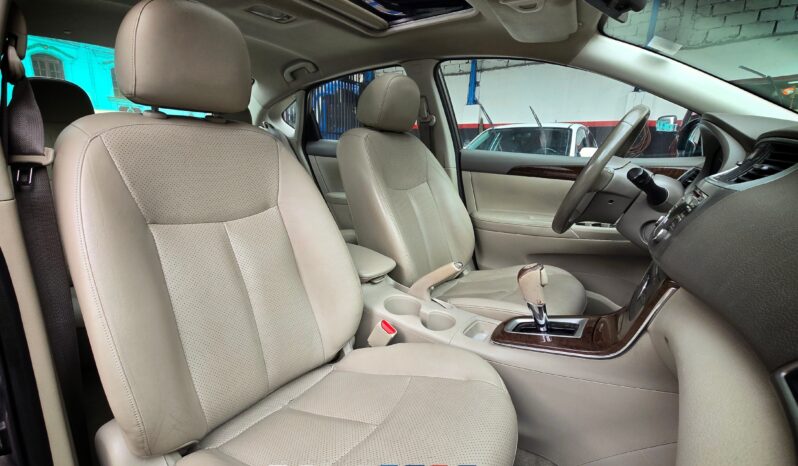 Nissan Sentra Exclusive 2015 lleno